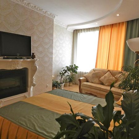 Ap-Rent Osokorky Apartments Киев Экстерьер фото